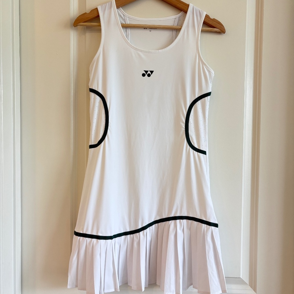 YONEX Women’s Tennis Sports Dress – White – Size Medium